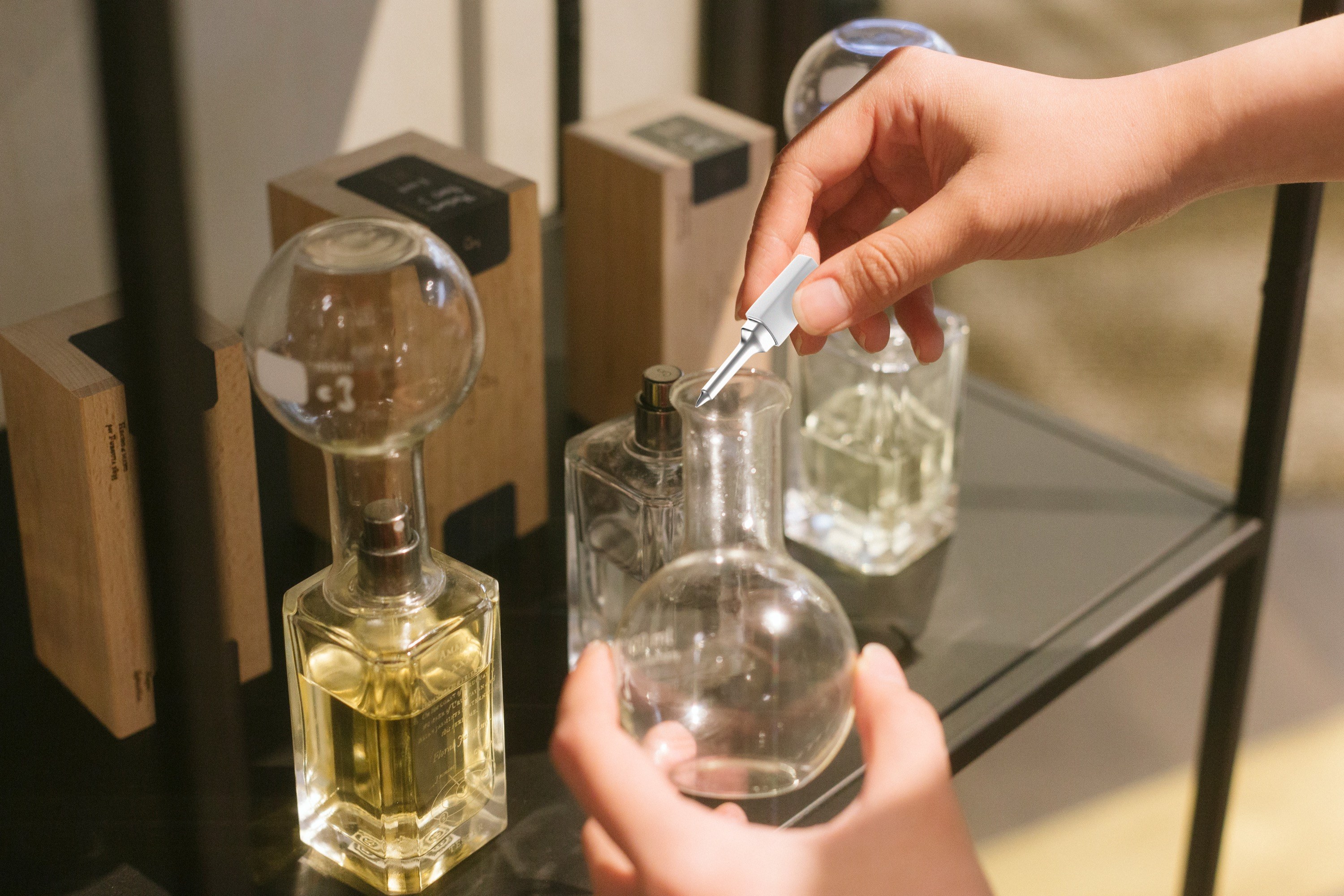Sentverse sampling scent from a perfume bottle
